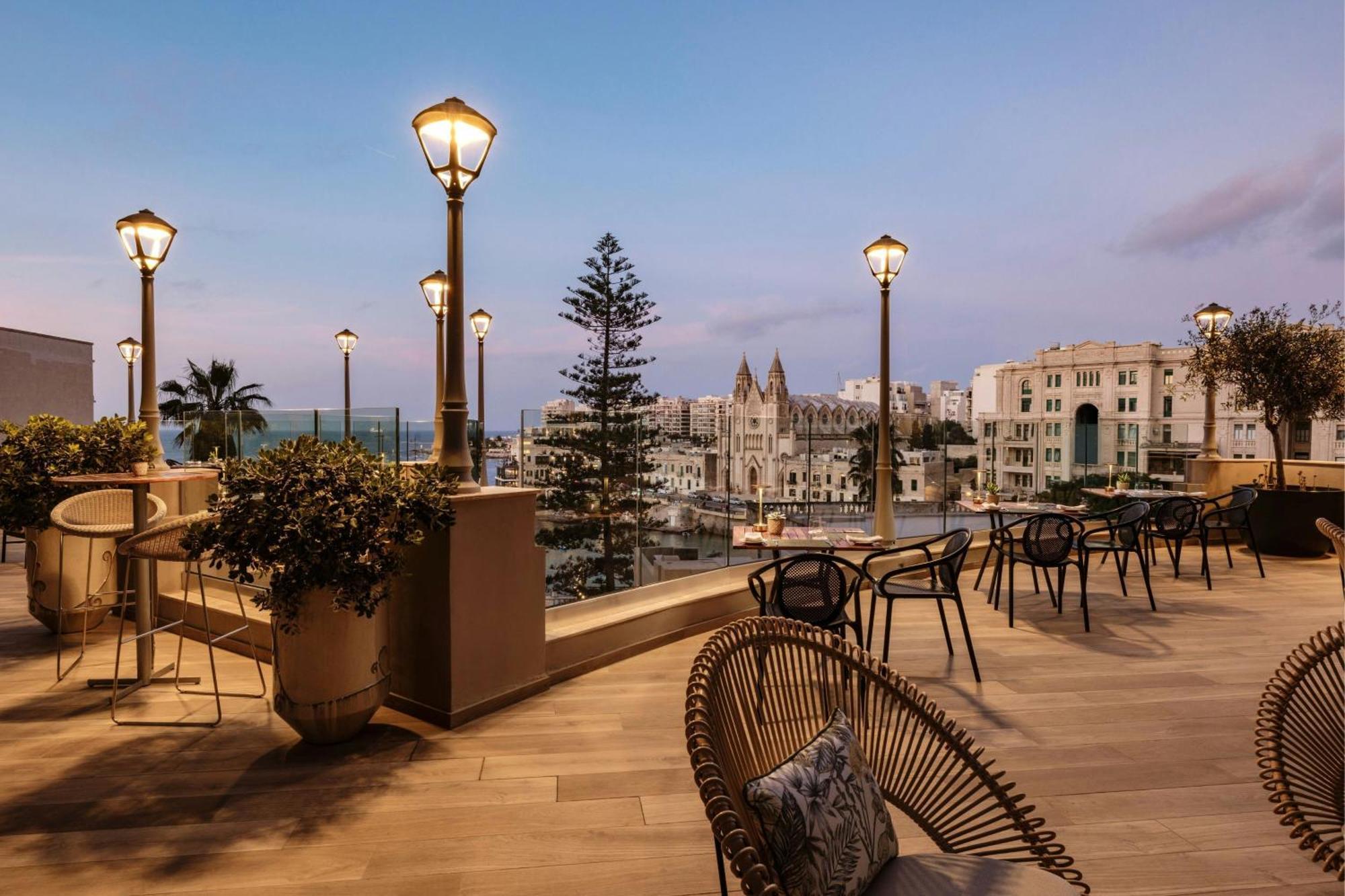 Malta Marriott & Szálloda